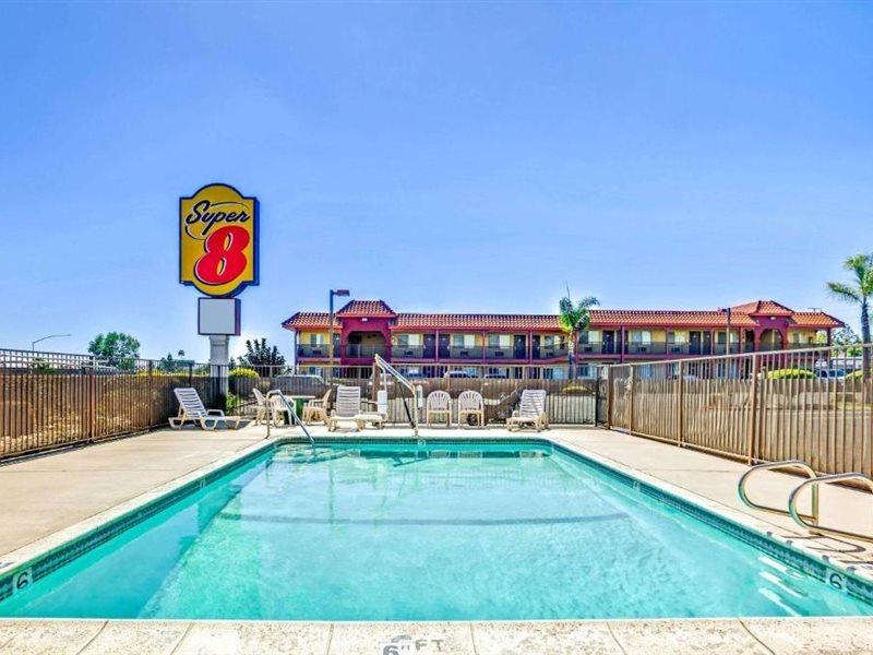 Hotel Super 8 By Wyndham Upland Ontario Ca Exterior foto