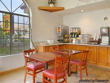 Hotel Super 8 By Wyndham Upland Ontario Ca Restaurante foto