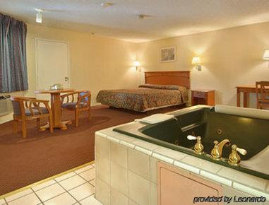 Hotel Super 8 By Wyndham Upland Ontario Ca Habitación foto
